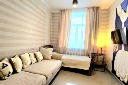 Просторная двухкомнатная квартира  в самом центре