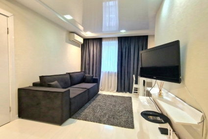 Квартира студия возле центральной площади