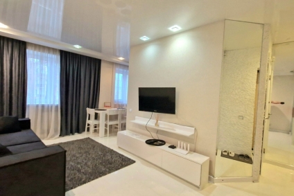 Квартира студия возле центральной площади